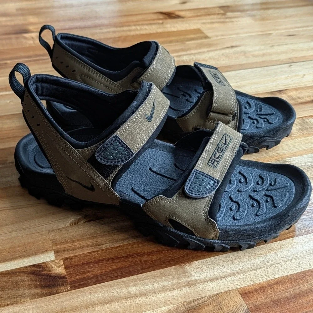 Vintage Nike ACG Air Deschutz Sandals Men's Size 10 Brown Black Blue